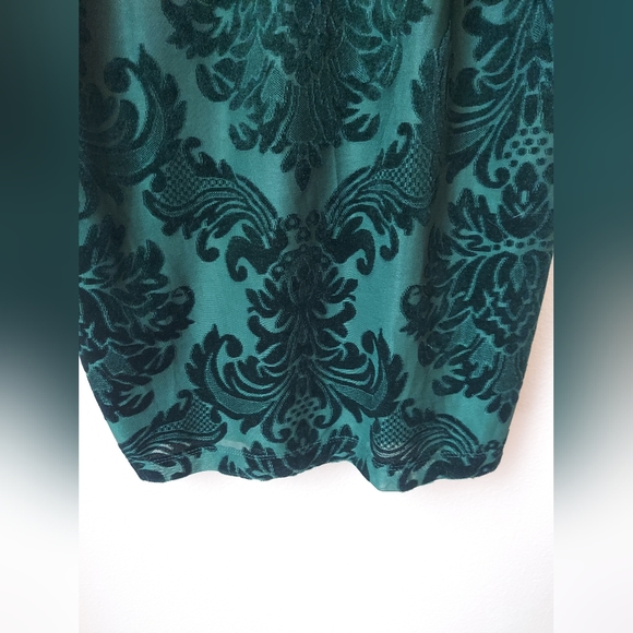 B. Darlin Emerald Green Velvet Burnout Mini Cocktail Dress, Size 13/14 - Picture 9 of 10